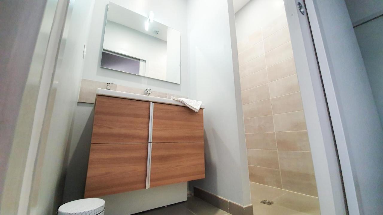 Le Nid Discret Avec Balcon Et Parking Prive Gratuit Appartement Sarlat-la-Canéda Buitenkant foto
